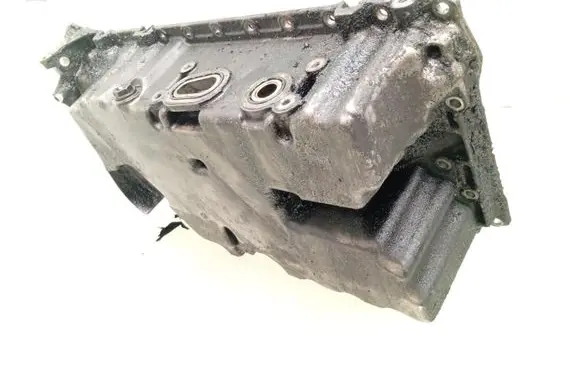 Volvo V70 Oil sump 8670460
