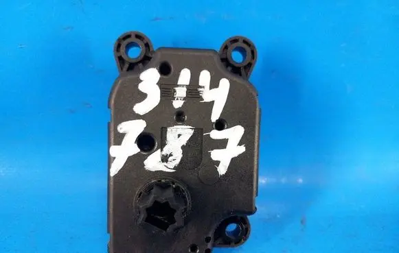 Ford Focus Air flap motor/actuator AV6N19E616AA