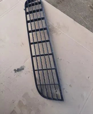 Fiat Bravo Front bumper lower grill 735414653
