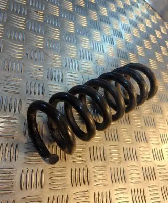 Mercedes-Benz C W204 Rear coil spring