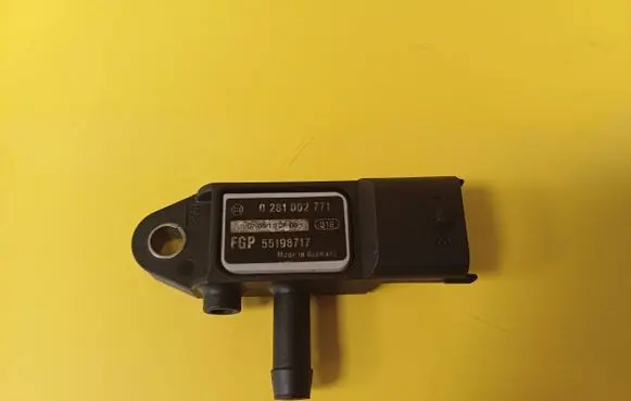 Opel Astra G Exhaust gas pressure sensor 0281002771 55198717