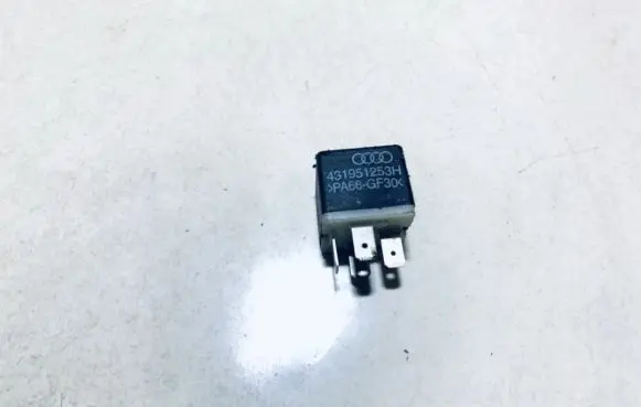 Volkswagen PASSAT B5 Other relay 431951253H