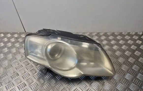 Volkswagen PASSAT B6 Headlight/headlamp 3C0941006J
