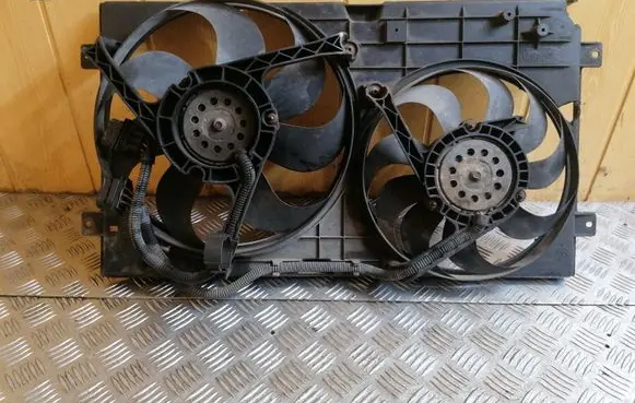 Volkswagen New Beetle Electric radiator cooling fan 1C0121207