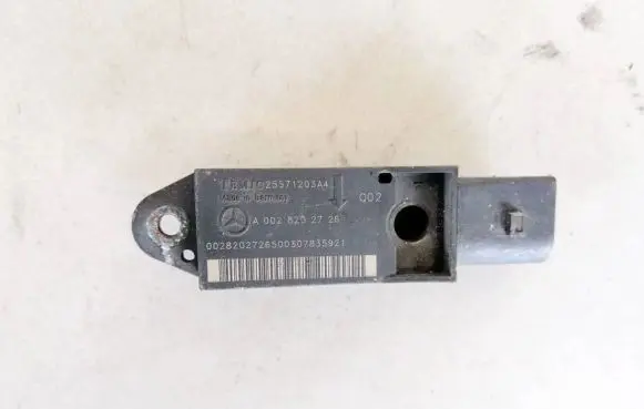 Mercedes-Benz E W211 Airbag deployment crash/impact sensor a0028202726 25571203a4