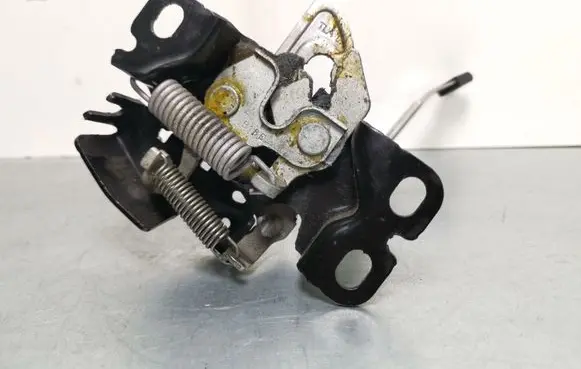 Honda CR-V Engine bonnet/hood lock/catch B18E 1860T2 3047250