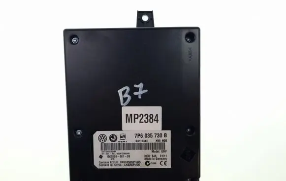Volkswagen PASSAT B7 Bluetooth control unit module 7P6035730B