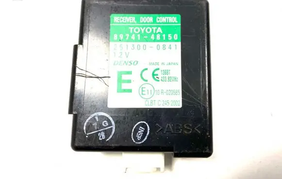 Lexus RX 300 Door control unit/module 2513000841 8974148150