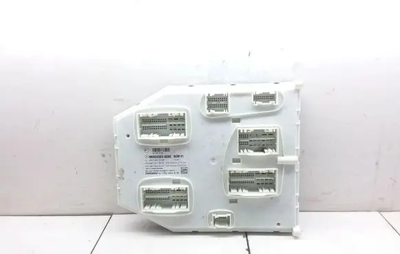 Mercedes-Benz Sprinter W907 W910 Comfort/convenience module A9079000706 A9079010803