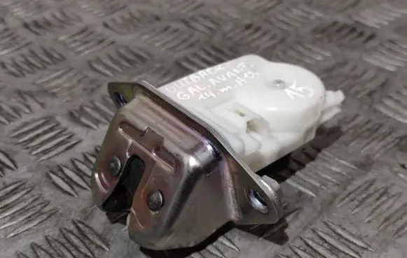 Subaru Outback Tailgate/trunk/boot lock/catch/latch