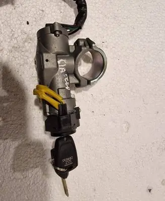 KIA Ceed Ignition lock EDZDC2