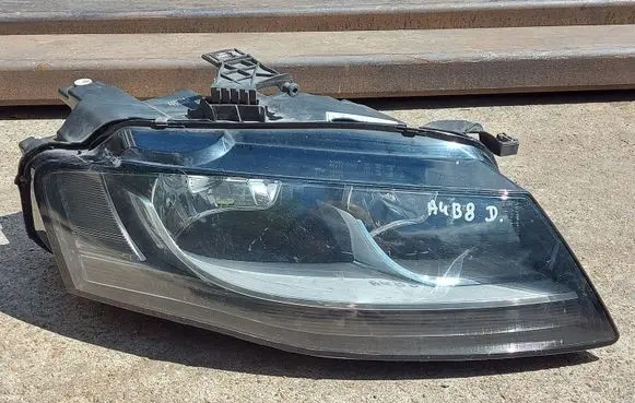 Audi A4 S4 B8 8K Headlight/headlamp