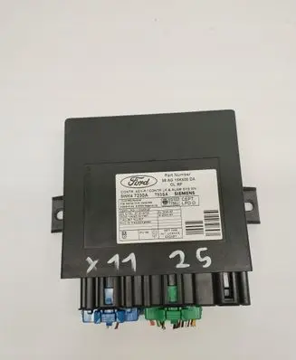 Ford Focus Comfort/convenience module 98AG15K600DA