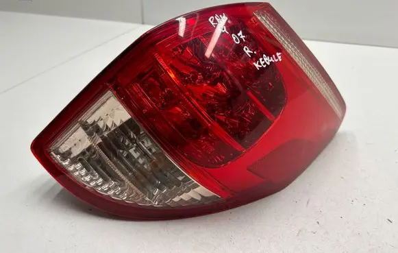 Toyota RAV 4 (XA30) Rear/tail lights