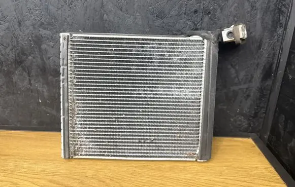 Toyota Auris 150 Air conditioning (A/C) radiator (interior) MF4475003070