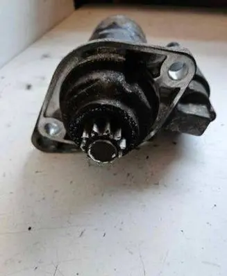 Volkswagen PASSAT B6 Starter motor
