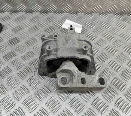 Volkswagen Caddy Engine mount bracket 1K0199262CB