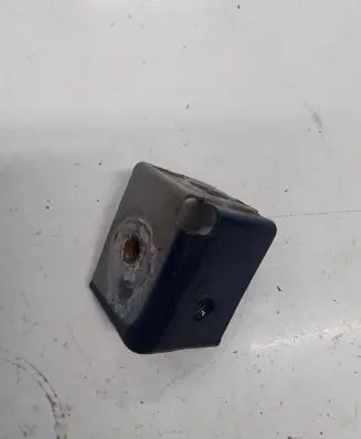 Renault Master III Fender mounting bracket 625250003R 08720