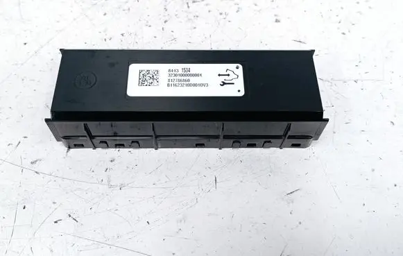 Chevrolet Volt II Air conditioning/heating control unit 84131534 3230100000000X