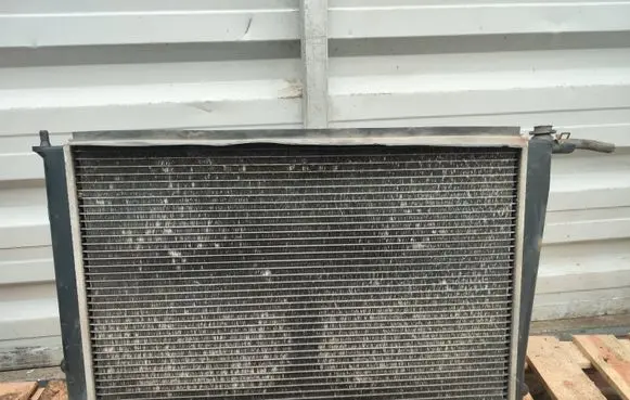 Hyundai H-1, Starex, Satellite Coolant radiator 253104A110