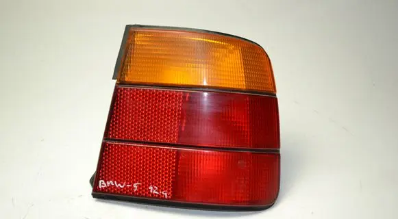 BMW 5 E34 Rear/tail lights 1384010