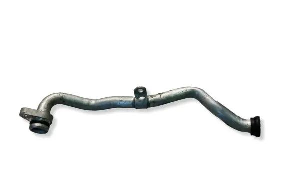 Porsche Cayenne (9Y0 9Y3) Engine coolant pipe/hose 06M121083J