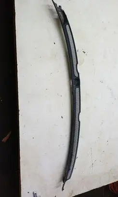 Audi A4 S4 B7 8E 8H Wiper trim 8E1819403