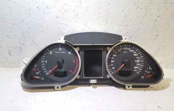 Audi A6 S6 C6 4F Speedometer (instrument cluster)