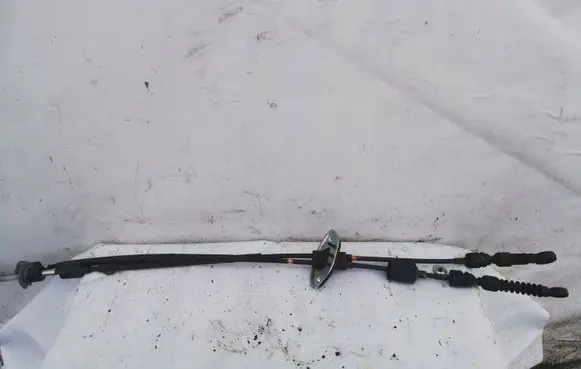 KIA Carens III Gear shift cable linkage