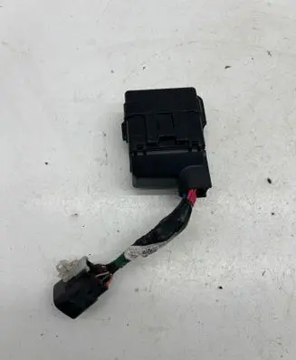 Mitsubishi Outlander Fuse module 8565A162 PEBA6V9CU83 20180527