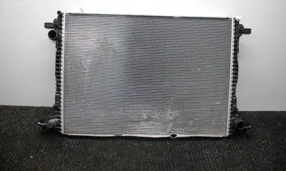 Coolant radiator