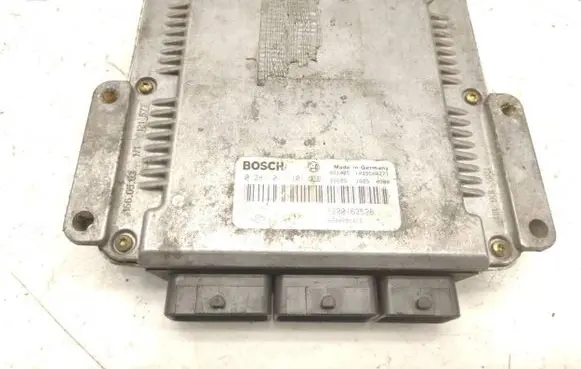 Renault Laguna II Engine control unit/module 8200163528 0281011101