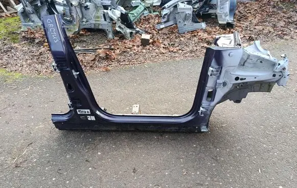 Citroen C4 Cactus Pillar (middle) 