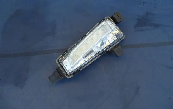 Suzuki Vitara (LY) Front fog light W1378 W3149