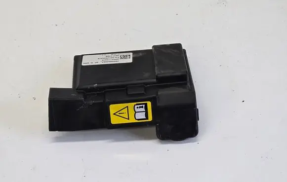 BMW 5 G30 G31 G38 Other engine bay part 765000204