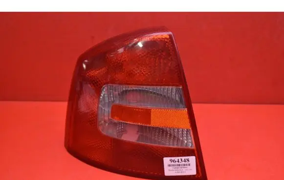 Skoda Octavia Mk2 (1Z) Rear/tail lights 1Z5945095A