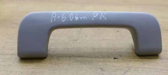 Audi A6 S6 C6 4F Front interior roof grab handle
