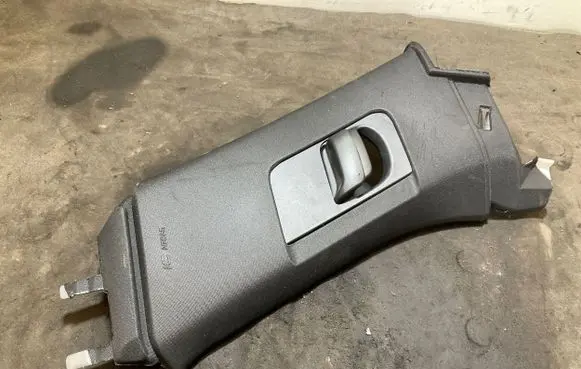Volvo XC90 (B) pillar trim (top) 31377583 31363591