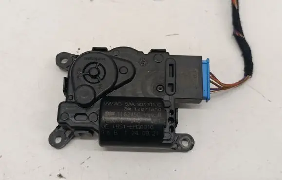 Volkswagen ID.4 Air flap motor/actuator 5WA907511C
