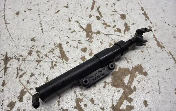 Volvo XC70 Headlight washer spray nozzle 31294175