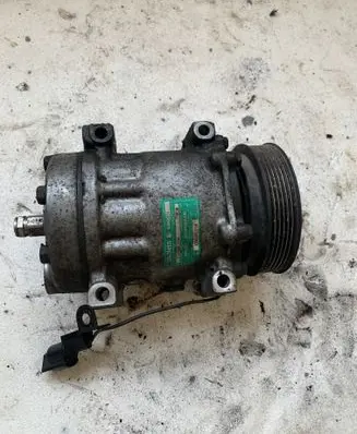 Mitsubishi Carisma Air conditioning (A/C) compressor (pump) 7700872158 7983B SD7H15