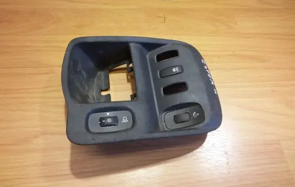Renault Espace - Grand espace IV Headlight level height control switch 8200028150