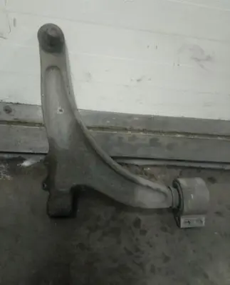 Opel Insignia A Front lower control arm/wishbone 22792989