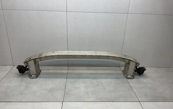 Audi Q3 8U Front bumper cross member
