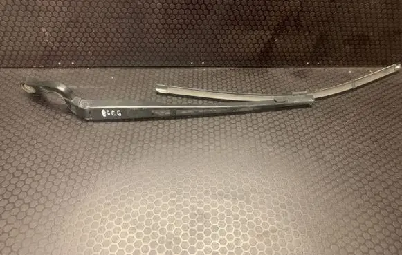 Audi A6 S6 C6 4F Front wiper blade arm
