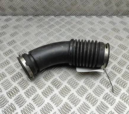 Jeep Grand Cherokee (WK) Air intake duct part 68088249AB 68202826AA