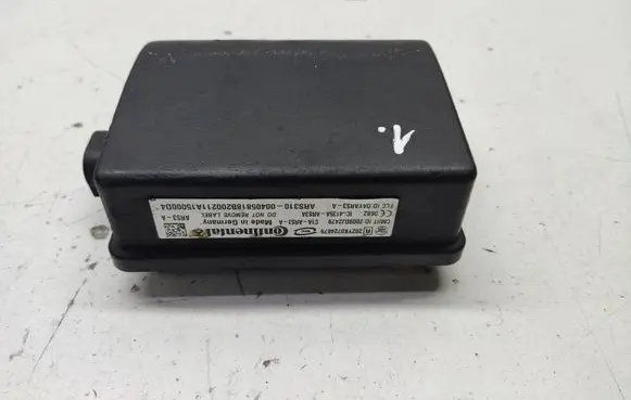 Mercedes-Benz E W212 Distronic sensor radar A2129004603 A2129021602