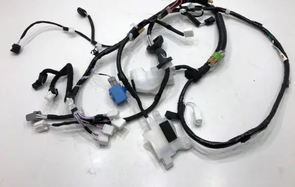 Lexus LBX Tailgate/trunk wiring harness 