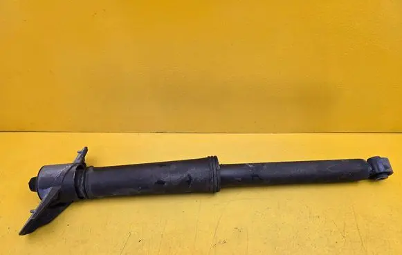 Volvo XC40 Rear shock absorber/damper 32221648