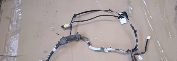 Toyota Yaris Front door wiring loom